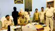 Bihar News : बक्सर में चाकू के बल पर लूटपाट करने वाले गिरोह का पुलिस ने किया पर्दाफाश, मोबाइल के साथ चार शातिर अपराधियों को किया गिरफ्तार