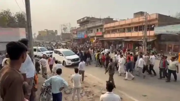 हमें छोड़कर न जाएं...': बख्तियारपुर में नीतीश कुमार के लिए रो