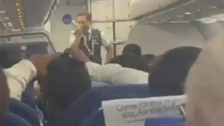 Panic on IndiGo Flight Before Patna Landing Rudy Diverts Pla