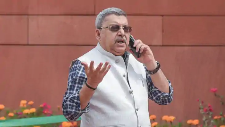 साइबर धोखाधड़ी के शिकार हुए चार बार के सांसद, एसबीआई के खाते