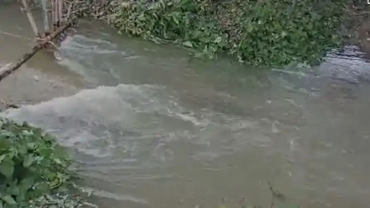 Bihar Flood: बागमती के बाद अब लखनदेई नदी उफान पर,  निचले इला