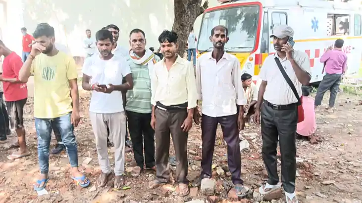 Bihar Road Accident : भोजपुर में अज्ञात वाहन ने टोटो में मार