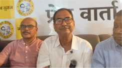 दरभंगा में जन सुराज के MLC प्रत्याशी डॉ. सुरेश प्रसाद राय का एलान : मदरसा शिक्षकों को DA और PF लाभ देने सहित इन मुद्दों पर करेंगे संघर्ष 