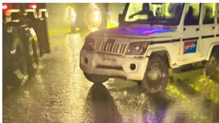 Ranitalab Patna road accident truck hits cyclist