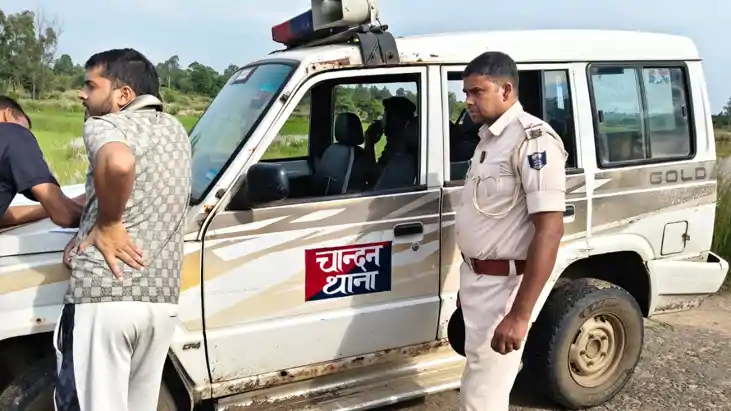 Bihar News : बांका में चांदन नदी रेलवे पुल के पास मिला युवक 