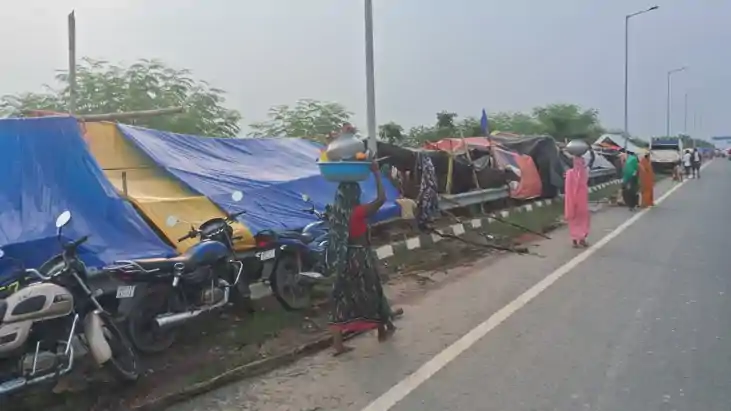 Bihar Flood: गंगा-महानंदा का कहर, डेंजर लेवल से 43 सेंटीमीटर