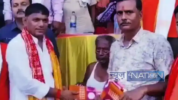 Bihar BJP minister Surendra Mehta: मंत्री जी ने गर्मी में कर