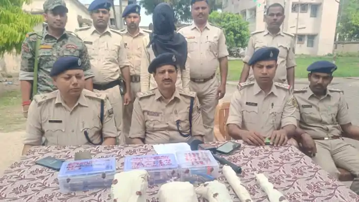 Bihar Crime : बांका में मिनी गन फैक्ट्री का पुलिस ने किया भं