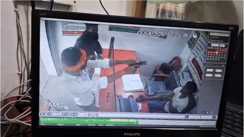 Bihar Crime : गया में अपराधियों का दुस्साहस, CSP से दिनदहाड़े लूटे 2.07 लाख रूपये, सीसीटीवी में कैद हुई वारदात 