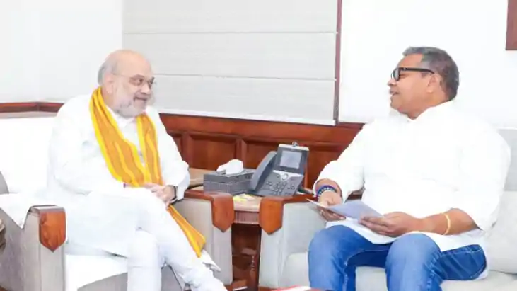 Arun Bharti met  Amit Shah