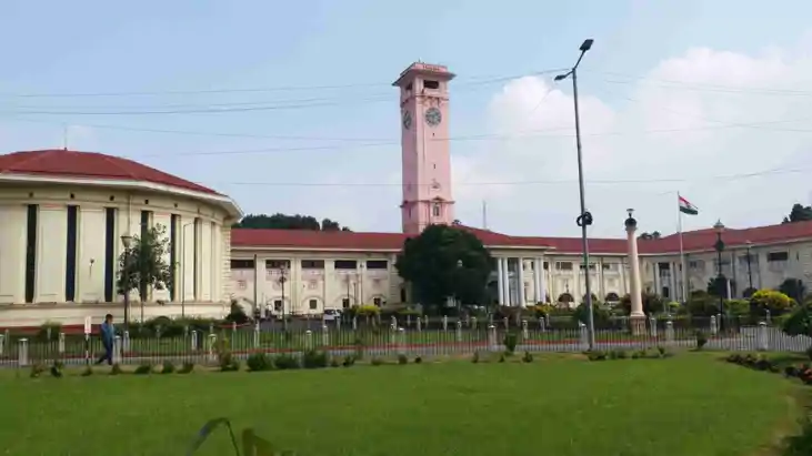 बिहार गृह विभाग के एसीएस सहित 6 सीनियर आईएएस जाएंगे मिड ट्रे