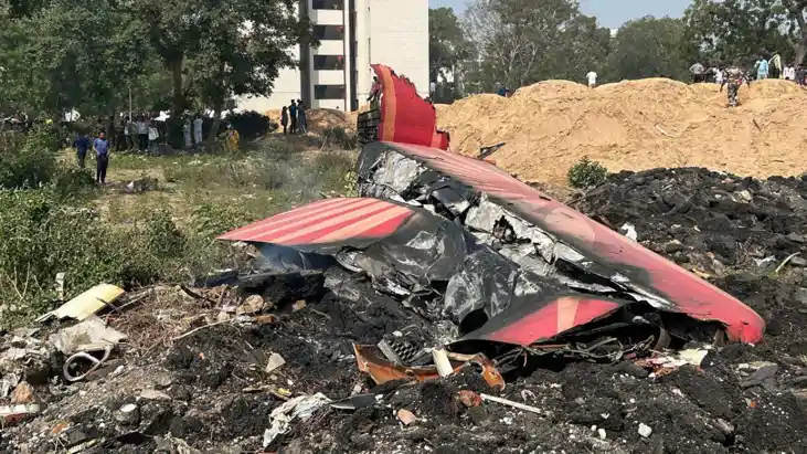 Air india plane crash - अहमदबाद प्लेन क्रैश की प्रारंभिक रिप Air india plane crash - अहमदबाद प्लेन क्रैश की प्रारंभिक रिप
