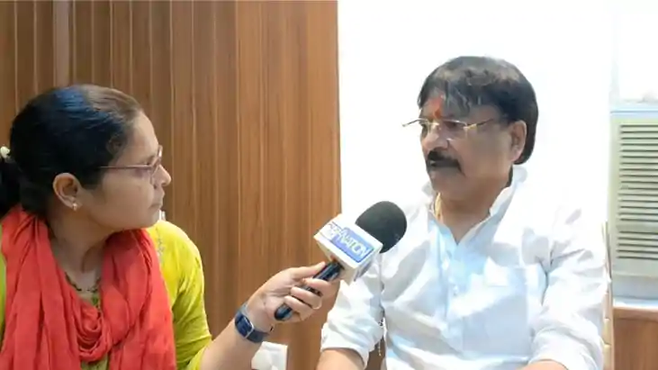 उपचुनाव से पहले पीके को झटका : जनसुराज छोड़ भाजपा के समर्थन 