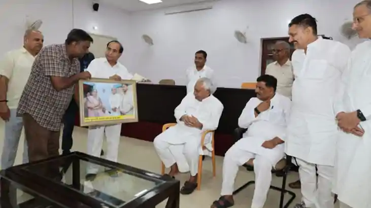  Nitish Kumar