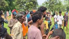 सुपौल में मानवता शर्मसार: सड़क हादसे में घायलों का लोग मदद की जगह बनाते रहे वीडियो, 1 की मौत 2 की हालत गंभीर