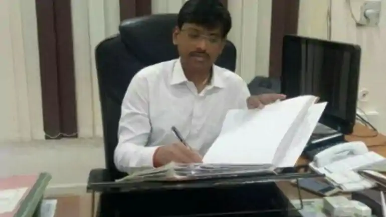 राजस्व कार्यों में गड़बड़ी पर पटना डीएम का कड़ा रुख, पाटलिपुत्र सीओ के खिलाफ विभागीय कार्रवाई की तैयारी