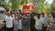 नवादा में 'अर्जक संघ' की पहल पर टूटी सदियों पुरानी रूढ़िवादी परंपरा : महिलाओं ने मां की अर्थी को दिया कंधा, श्मशान घाट पहुंच दी मुखाग्नि
