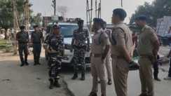 अररिया में भारत-नेपाल सीमा पर सुरक्षा व्यवस्था सख्त : एसपी जितेंद्र कुमार ने सिकटी और सीमाई इलाकों का लिया जायजा, दिए कई कड़े निर्देश