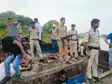अब देसी कट्टा नहीं, सेमी ऑटोमेटेड रायफल लेकर घूम रहे पटना के बालू माफिया, फिल्मी अंदाज में वेश बदलककर पहुंची पुलिस ने इतने अपराथियों को दबोचा