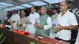 विधानसभा अध्यक्ष और विधान परिषद् के सभापति ने 'विकास पुरुष' पुस्तक का किया लोकार्पण, लेखक मुरली मनोहर श्रीवास्तव बोले- सीएम नीतीश के व्यक्तित्व और कृतित्व को की शब्दों में पिरोने की कोशिश 