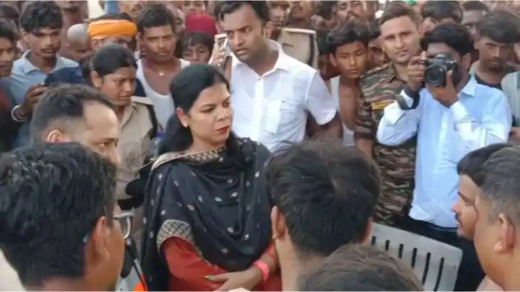 हाजीपुर नाव हादसा: वैशाली डीएम ने 9 लोगों के रेस्क्यू की पुष