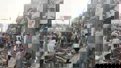 अतिक्रमण को लेकर मंगलवार को भी चला प्रशासन का बुलडोजर, कार्रवाई के दौरान पुलिस और दुकानदारों में नोंकझोंक, विरोध