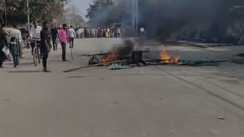 पटना में भारी बवाल 