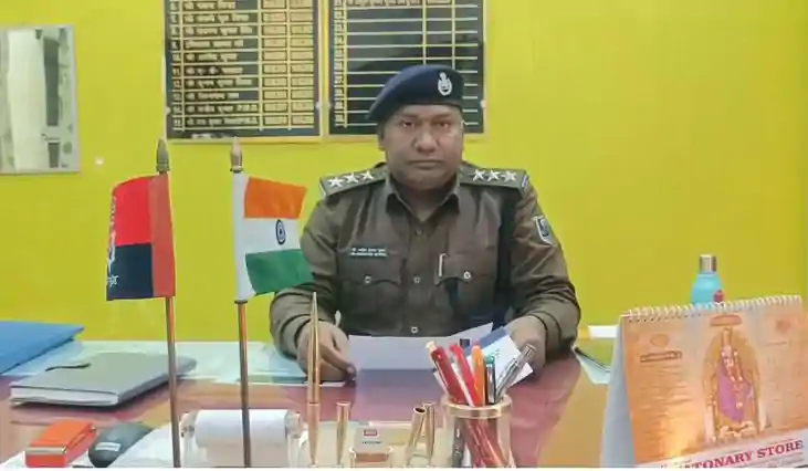 शादी के जश्न में 'मौत' का खेल: पिस्टल से ताबड़तोड़ फायरिंग क