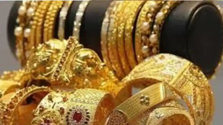 Gold and silver prices fall in Patna