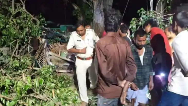 Storm Tragedy in Sitamarhi Five Family Members Killed