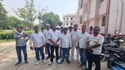 Bihar Crime News: ट्रक चालक की पिटाई पर भड़के ट्रांसपोर्टर्स, आरोपियों की गिरफ्तारी को लेकर प्रशासन को अल्टीमेटम, आंदोलन की दी चेतावनी