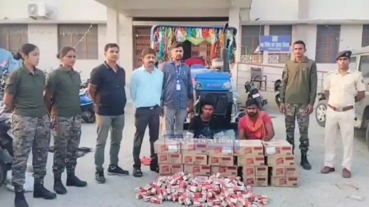 Gopalganj Goa like Liquor Smuggling Busted 25 Cartons Seized