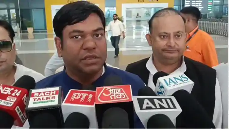 मुकेश सहनी का बड़ा ऐलान: राष्ट्रीय स्तर पर लड़ी जाएगी निषाद आरक्षण की लड़ाई, 2028 में कर्नाटक चुनाव लड़ेगी VIP
