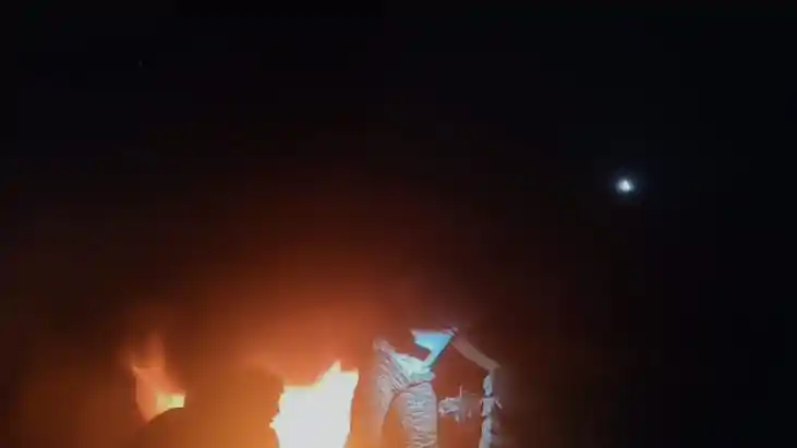 Fire Horror Father Daughter Worker Burnt Alive in Shop