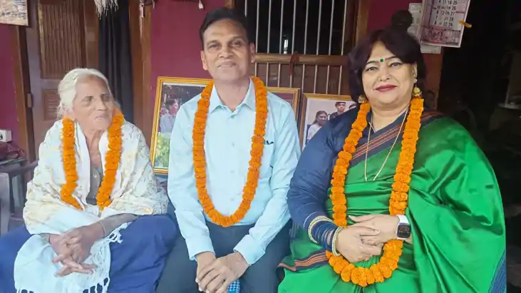 Bihar News : राष्ट्रपति पुरस्कार से सम्मानित प्राचार्य पहुंच