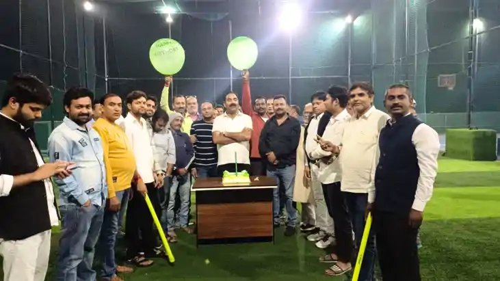 Bihar Election 2025 : राजद प्रत्याशी इसराइल मंसूरी ने क्रिके