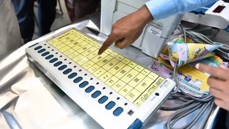 Bihar Vidhansabha Chunav 2025 : चुनाव में कर्मियों को बीमारी Bihar Vidhansabha Chunav 2025 : चुनाव में कर्मियों को बीमारी