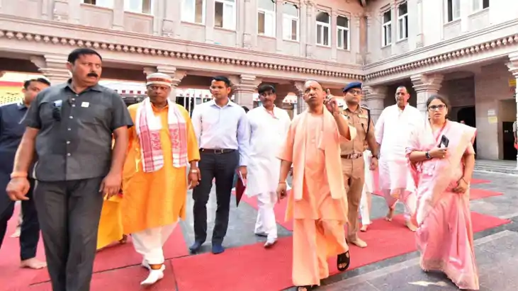 UP news - यूपी की योगी सरकार ने बदल दिया  विंध्याचल  स्टेशन 