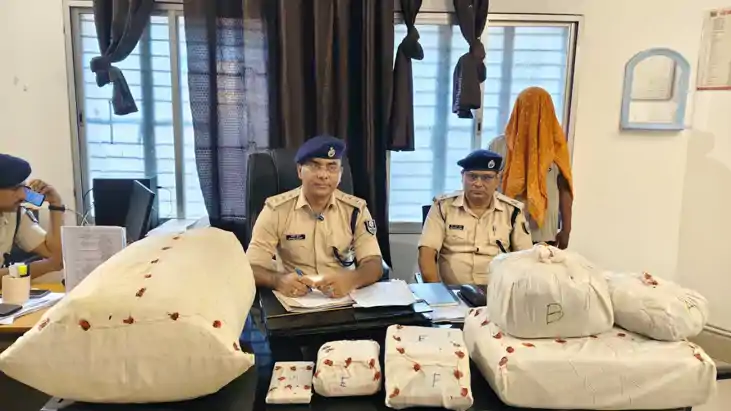 Bihar News : भोजपुर पुलिस की बड़ी कार्रवाई, दो थाना क्षेत्रो