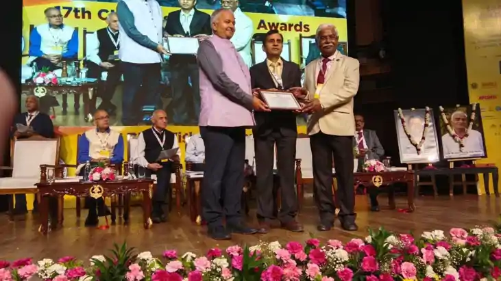 बिहार के इंजीनियर का दिल्ली में जलवा: अधीक्षण अभियंता डॉ. सु