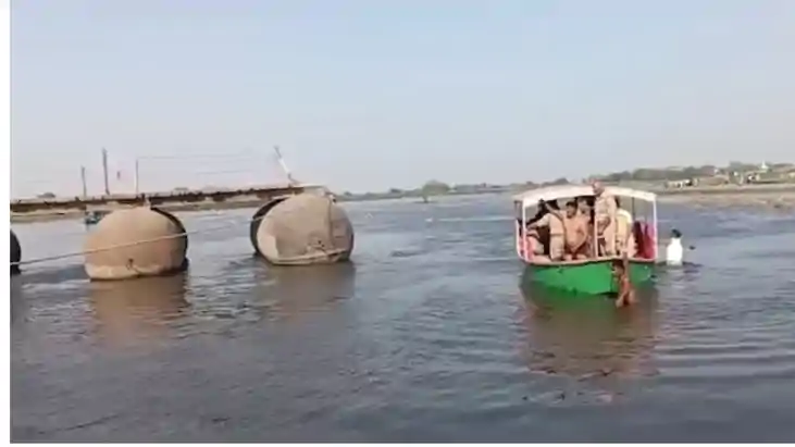 10 tourists from Punjab die after boat capsizes in Yamuna
