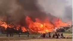 बेतिया में आग का तांडव: 150 घर जलकर राख, करोड़ों की संपत्ति स्वाहा और कई मवेशियों की मौत, आपदा मंत्री ने संभाली कमान