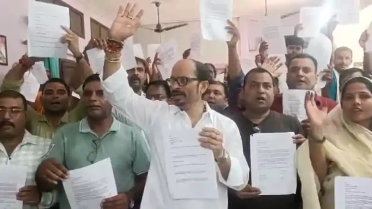 Bihar Politics : बिहार विधानसभा चुनाव से पहले चिराग पासवान क Bihar Politics : बिहार विधानसभा चुनाव से पहले चिराग पासवान क