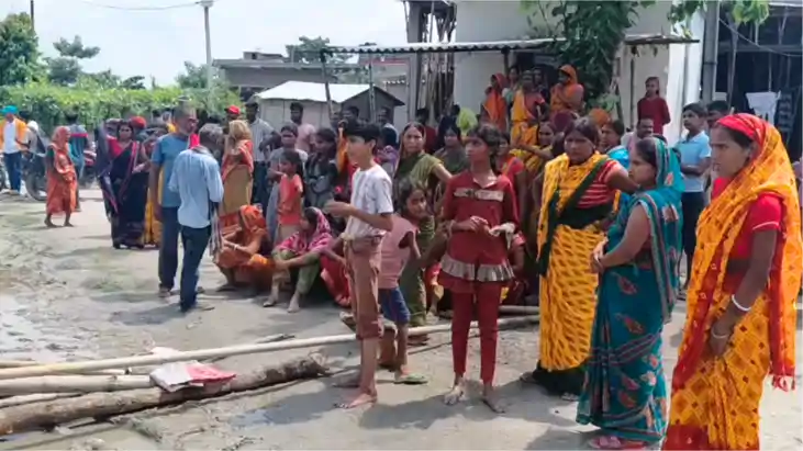 Bihar News :  बेतिया में जमीन और पैसे के विवाद में युवक की च