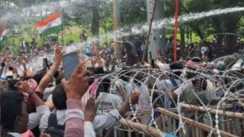 Jharkhand CGL Protest Turns Violent as Students Storm Assembly Lathicharge