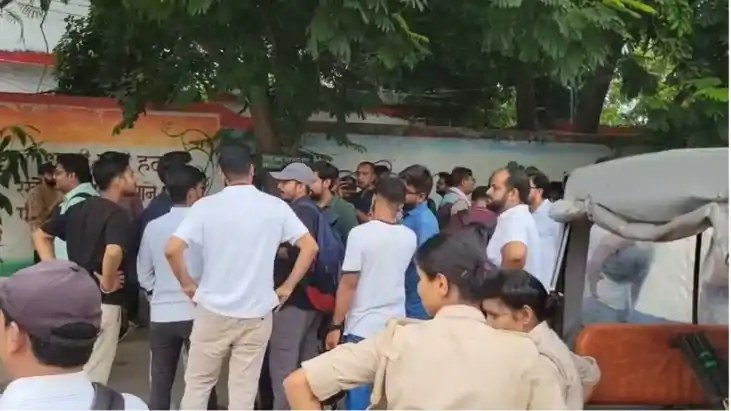 BPSC कार्यालय के बाहर असिस्टेंट इंजीनियर अभ्यर्थियों का जोरद