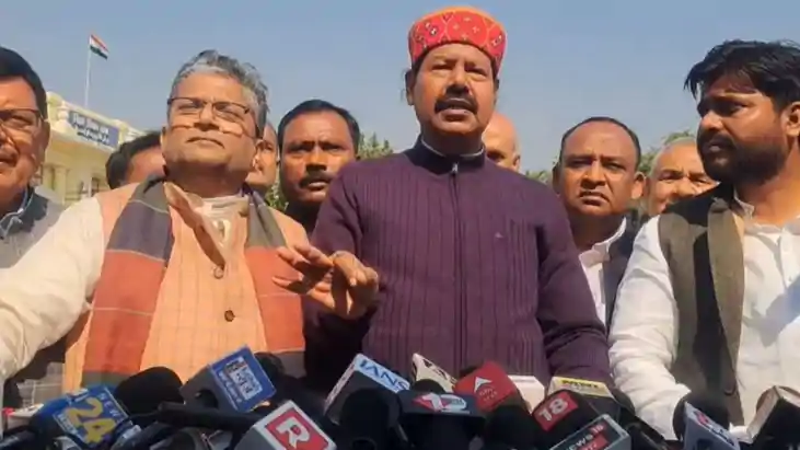 Bihar Budget Session: 'सीएम नीतीश मानसिक रुप से बीमार, सदन आ