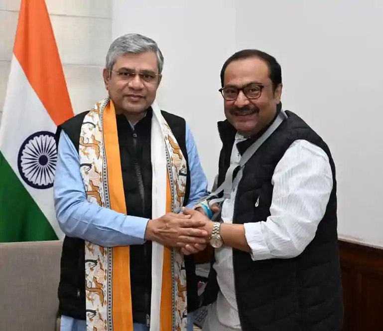 नवादा के लिए खुले तरक्की के द्वार: सांसद विवेक ठाकुर ने रेलमंत्री का जताया आभार, पावापुरी लाइन से बदलेगी क्षेत्र की सूरत