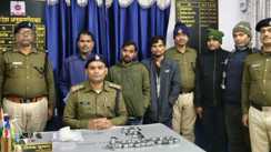 Bihar Crime: रेलवे में चोरी का खेल बेनकाब, चलती ट्रेन से नल उखाड़ता चोर गिरफ्तार, दुकानों पर छापेमारी में दर्जनों नल बरामद