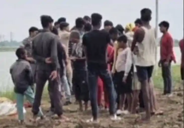 Patna Crime - पटना में बोरे में बंद मिला महिला का शव, हत्या Patna Crime - पटना में बोरे में बंद मिला महिला का शव, हत्या